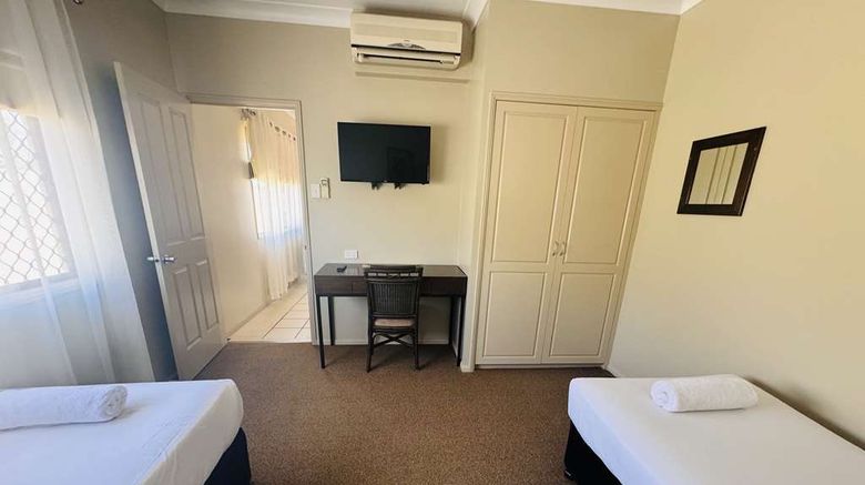 <b>Best Western Bungil Creek Motel Suite</b>. Images powered by <a href="https://iceportal.shijigroup.com/" title="IcePortal" target="_blank">IcePortal</a>.