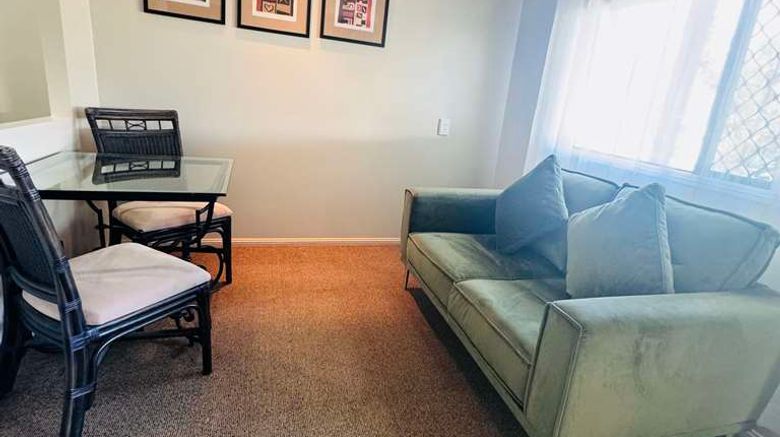 <b>Best Western Bungil Creek Motel Lobby</b>. Images powered by <a href="https://iceportal.shijigroup.com/" title="IcePortal" target="_blank">IcePortal</a>.
