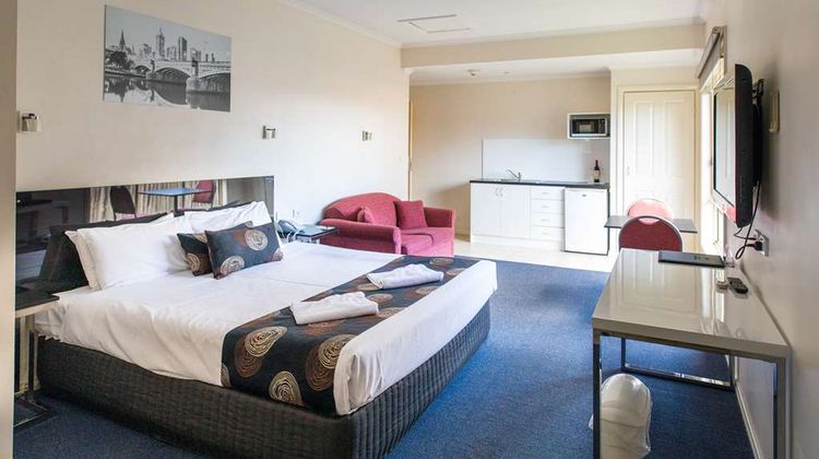 Best Western Mill Park Motel Room