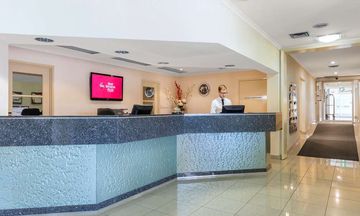Best Western Plus Garden City Hotel
