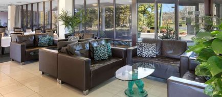 Best Western Plus Garden City Hotel Lobby