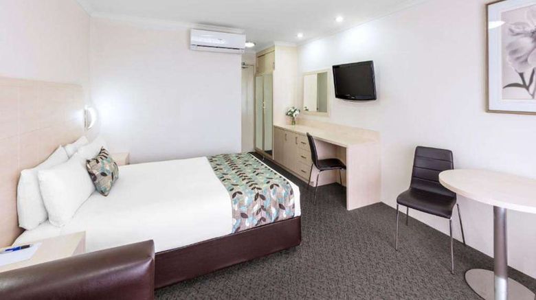 <b>Best Western Plus Garden City Hotel Room</b>. Images powered by <a href="https://iceportal.shijigroup.com/" title="IcePortal" target="_blank">IcePortal</a>.