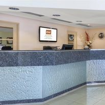 Best Western Plus Garden City Hotel