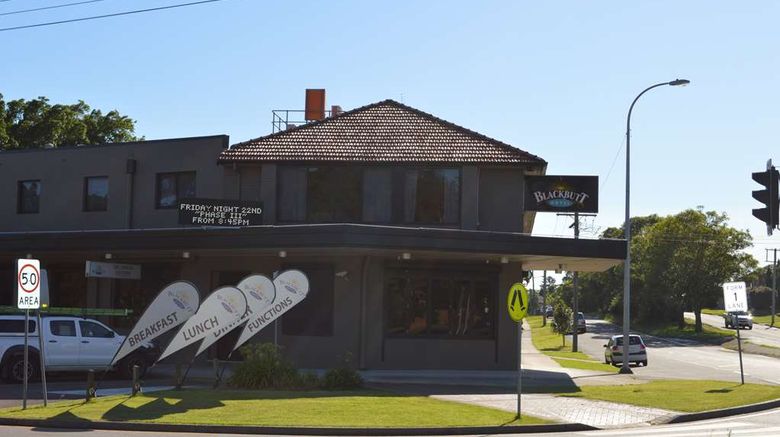 <b>Best Western Blackbutt Inn Exterior</b>. Images powered by <a href="https://iceportal.shijigroup.com/" title="IcePortal" target="_blank">IcePortal</a>.