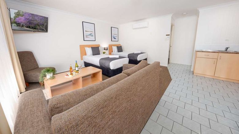 <b>Best Western Tuscany on Tor Motor Inn Room</b>. Images powered by <a href="https://iceportal.shijigroup.com/" title="IcePortal" target="_blank">IcePortal</a>.