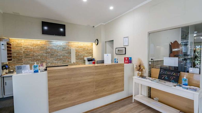 <b>Hospitality Carnarvon, SureStay by BW Lobby</b>. Images powered by <a href="https://iceportal.shijigroup.com/" title="IcePortal" target="_blank">IcePortal</a>.