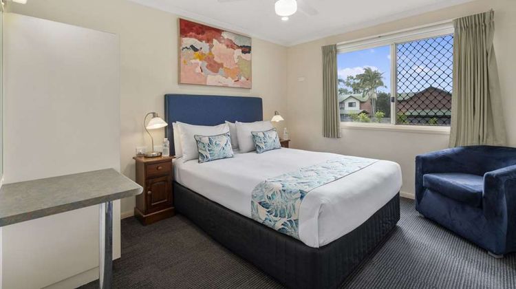 Caboolture Central Motor Inn, SureStay Collection Room