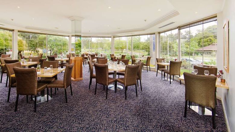 <b>Best Western Plus Hovell Tree Inn Restaurant</b>. Images powered by <a href="https://iceportal.shijigroup.com/" title="IcePortal" target="_blank">IcePortal</a>.
