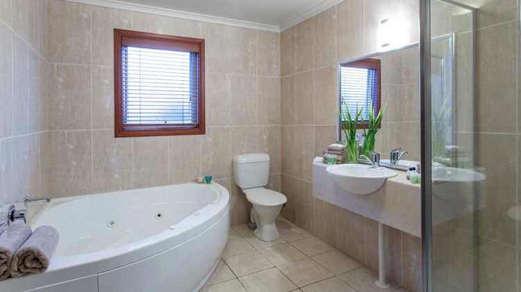 Best Western Colonial Village Motel Room