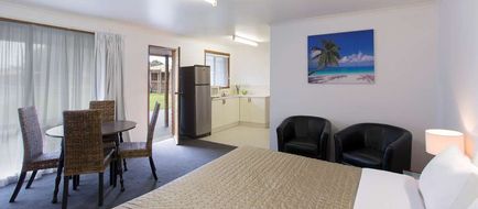 Best Western Colonial Village Motel Room