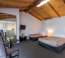 Best Western Colonial Village Motel Room
