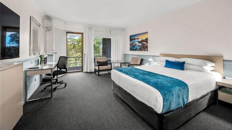 Best Western Plus Apollo International Room
