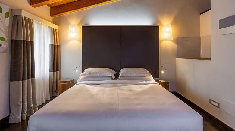 <b>Best Western Plus Hotel De Capuleti Room</b>. Images powered by <a href="https://iceportal.shijigroup.com/" title="IcePortal" target="_blank">IcePortal</a>.