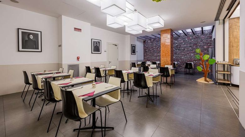 <b>Best Western Plus Hotel De Capuleti Restaurant</b>. Images powered by <a href="https://iceportal.shijigroup.com/" title="IcePortal" target="_blank">IcePortal</a>.