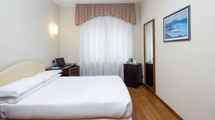 Best Western Hotel Crimea Room