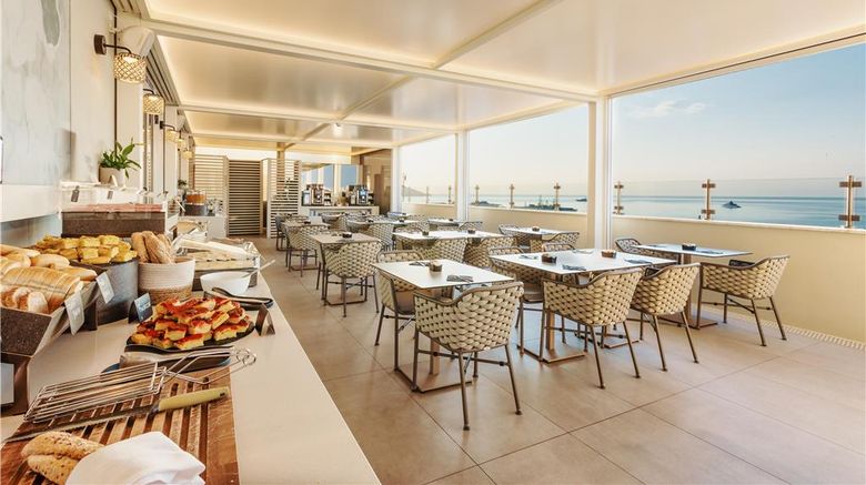 <b>Best Western Hotel Nazionale Restaurant</b>. Images powered by <a href="https://iceportal.shijigroup.com/" title="IcePortal" target="_blank">IcePortal</a>.