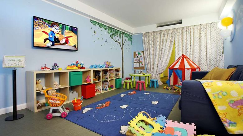 <b>Best Western Grand Htl Guinigi Recreation</b>. Images powered by <a href="https://iceportal.shijigroup.com/" title="IcePortal" target="_blank">IcePortal</a>.