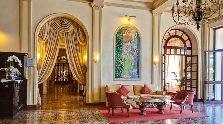 Grand Hotel Royal Lobby
