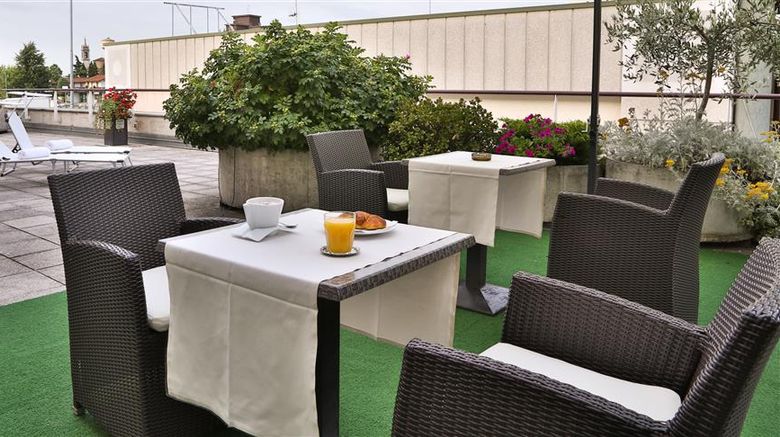 <b>Best Western Hotel Solaf Restaurant</b>. Images powered by <a href="https://iceportal.shijigroup.com/" title="IcePortal" target="_blank">IcePortal</a>.