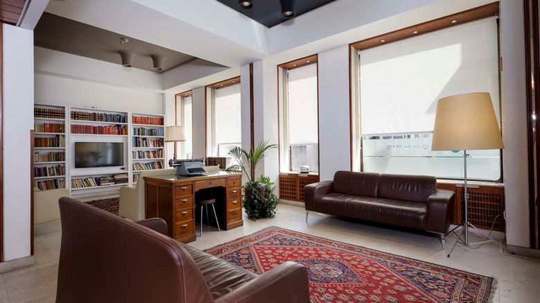 <b>Best Western Plus Hotel Bologna Lobby</b>. Images powered by <a href="https://iceportal.shijigroup.com/" title="IcePortal" target="_blank">IcePortal</a>.