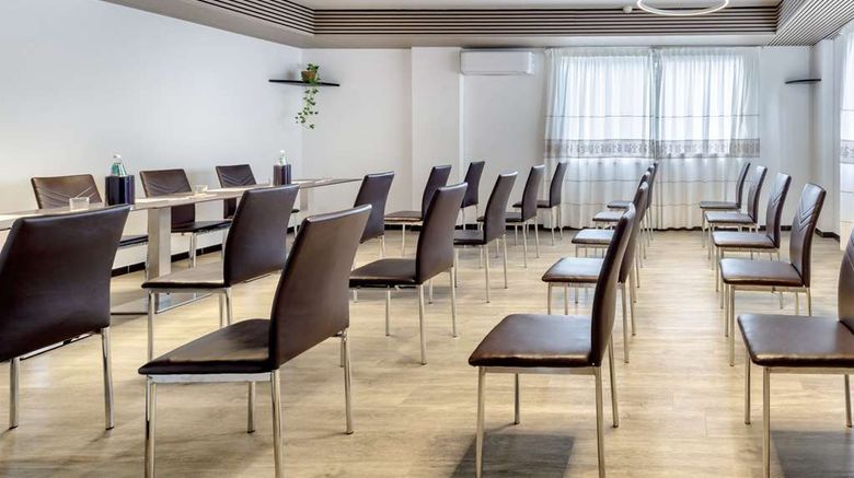 <b>Best Western Hotel Residence Italia Meeting</b>. Images powered by <a href="https://iceportal.shijigroup.com/" title="IcePortal" target="_blank">IcePortal</a>.