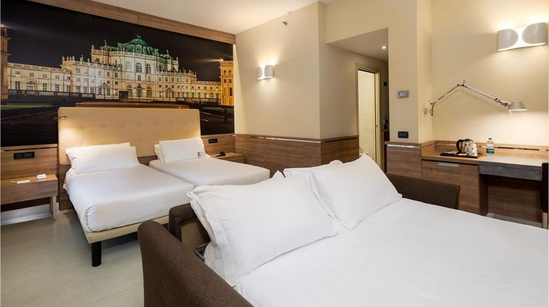 <b>Best Western Hotel Luxor Suite</b>. Images powered by <a href="https://iceportal.shijigroup.com/" title="IcePortal" target="_blank">IcePortal</a>.