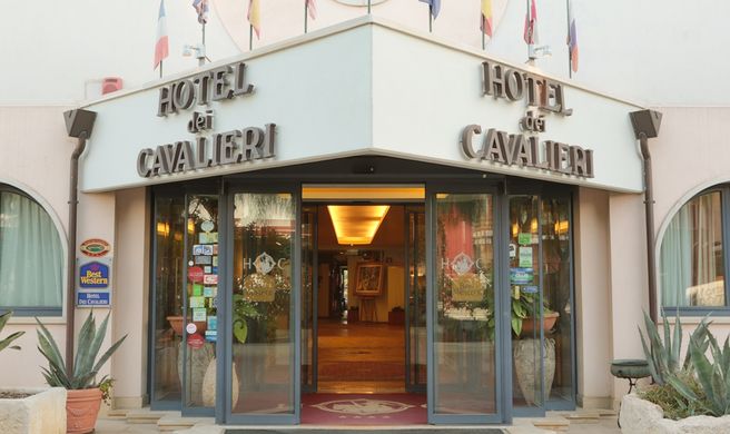 Best Western Hotel Dei Cavalieri Exterior