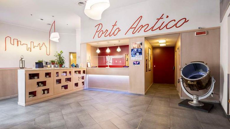 <b>Best Western Hotel Porto Antico Lobby</b>. Images powered by <a href="https://iceportal.shijigroup.com/" title="IcePortal" target="_blank">IcePortal</a>.