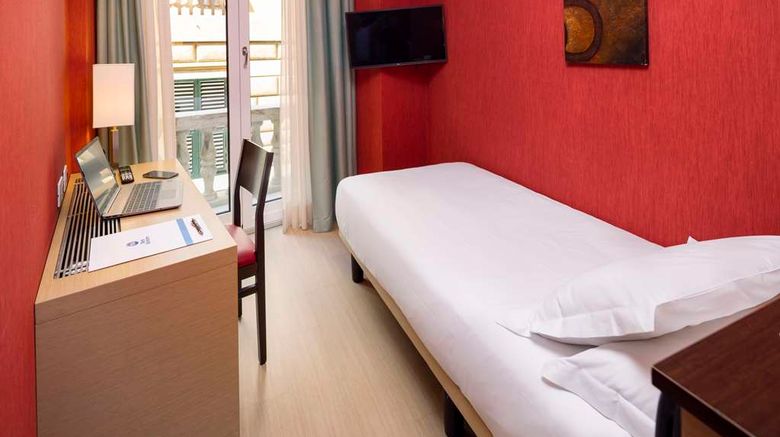 <b>Best Western Hotel Porto Antico Room</b>. Images powered by <a href="https://iceportal.shijigroup.com/" title="IcePortal" target="_blank">IcePortal</a>.