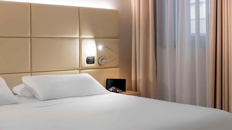 <b>Best Western Cavalieri Della Corona Room</b>. Images powered by <a href="https://iceportal.shijigroup.com/" title="IcePortal" target="_blank">IcePortal</a>.
