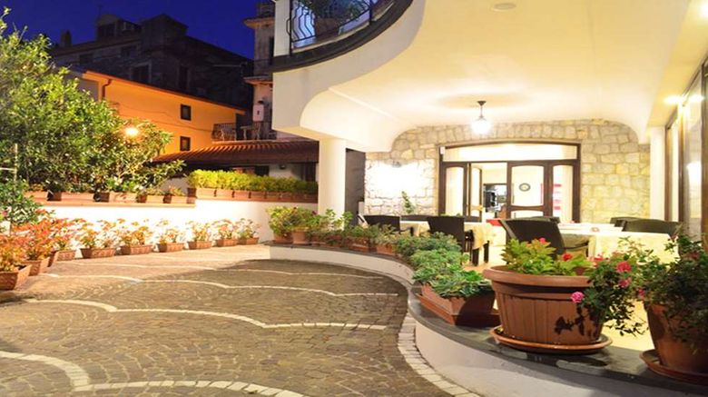 <b>Best Western Hotel La Conchiglia Restaurant</b>. Images powered by <a href="https://iceportal.shijigroup.com/" title="IcePortal" target="_blank">IcePortal</a>.