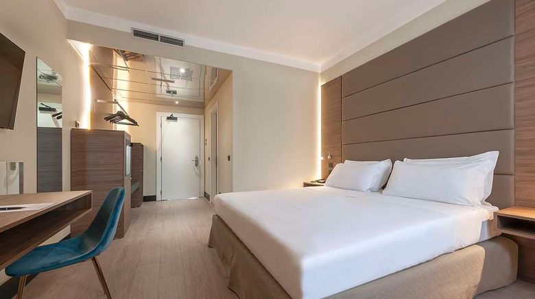 <b>Best Western Hotel Quattrotorri Perugia Room</b>. Images powered by <a href="https://iceportal.shijigroup.com/" title="IcePortal" target="_blank">IcePortal</a>.