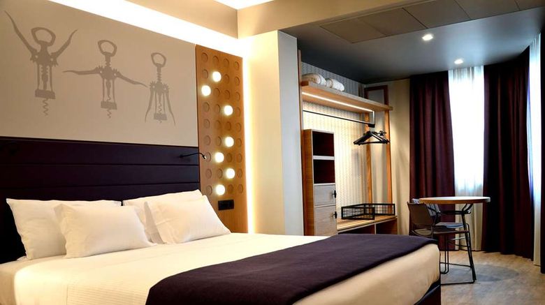 <b>Best Western Soave Hotel Room</b>. Images powered by <a href="https://iceportal.shijigroup.com/" title="IcePortal" target="_blank">IcePortal</a>.