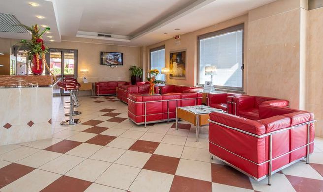 Best Western Hotel I Triangoli Lobby