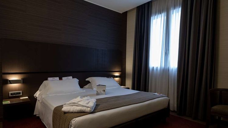 Best Western Plus Monza e Brianza Palace Room