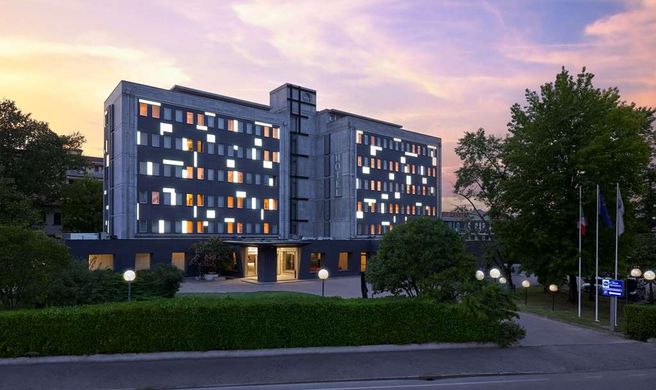 Best Western Park Hotel Continental Exterior