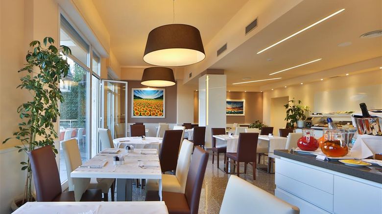 <b>Best Western Tigullio Royal Hotel Restaurant</b>. Images powered by <a href="https://iceportal.shijigroup.com/" title="IcePortal" target="_blank">IcePortal</a>.