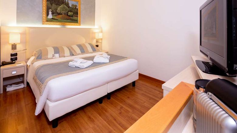 <b>Best Western Tigullio Royal Hotel Suite</b>. Images powered by <a href="https://iceportal.shijigroup.com/" title="IcePortal" target="_blank">IcePortal</a>.