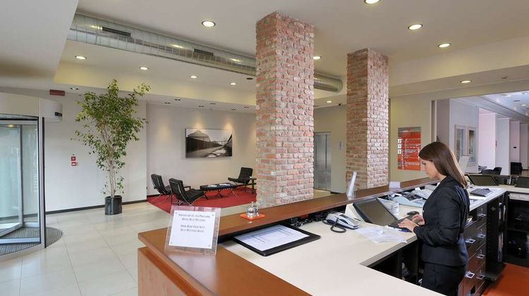 Best Western Falck Village Hotel Lobby