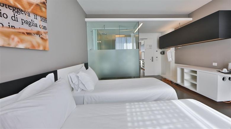 <b>Best Western Hotel Parco Paglia Room</b>. Images powered by <a href="https://iceportal.shijigroup.com/" title="IcePortal" target="_blank">IcePortal</a>.