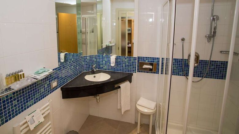 <b>Best Western Palace Inn Hotel Restaurant</b>. Images powered by <a href="https://iceportal.shijigroup.com/" title="IcePortal" target="_blank">IcePortal</a>.