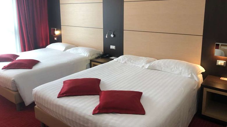 <b>Best Western Premier Hotel Galileo Room</b>. Images powered by <a href="https://iceportal.shijigroup.com/" title="IcePortal" target="_blank">IcePortal</a>.