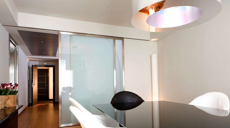 <b>Best Western Premier Hotel Galileo Suite</b>. Images powered by <a href="https://iceportal.shijigroup.com/" title="IcePortal" target="_blank">IcePortal</a>.