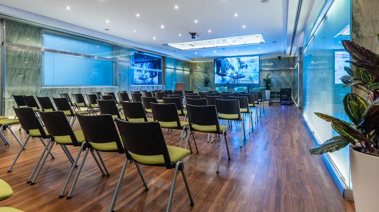 <b>Best Western Premier Hotel Royal Santina Meeting</b>. Images powered by <a href="https://iceportal.shijigroup.com/" title="IcePortal" target="_blank">IcePortal</a>.