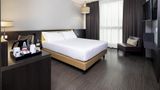 Best Western Premier CHC Airport Room
