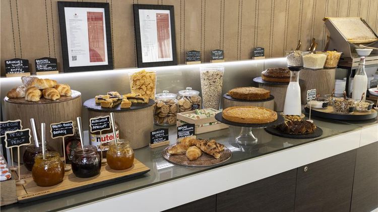 Best Western Premier CHC Airport Restaurant