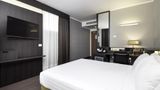 Best Western Premier CHC Airport Room