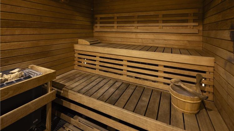Best Western Premier CHC Airport Spa