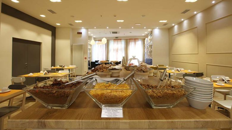 <b>Best Western Hotel Piemontese Restaurant</b>. Images powered by <a href="https://iceportal.shijigroup.com/" title="IcePortal" target="_blank">IcePortal</a>.