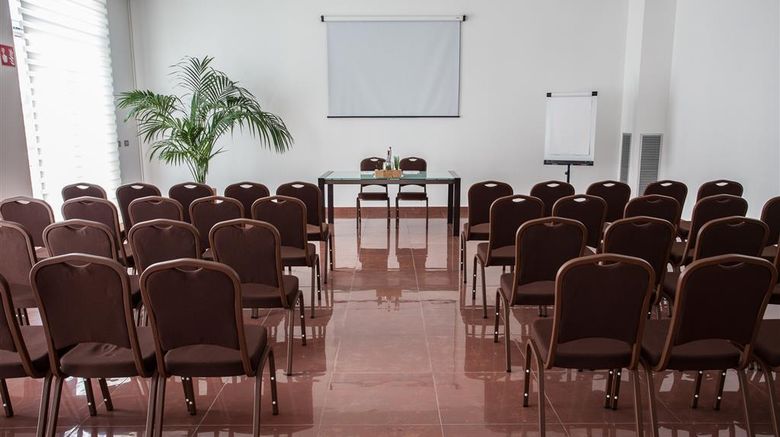 <b>Best Western Plus Leone Di Messapia Htl Meeting</b>. Images powered by <a href="https://iceportal.shijigroup.com/" title="IcePortal" target="_blank">IcePortal</a>.
